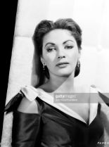 Yvonne De Carlo
