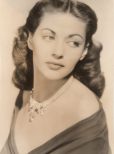 Yvonne De Carlo