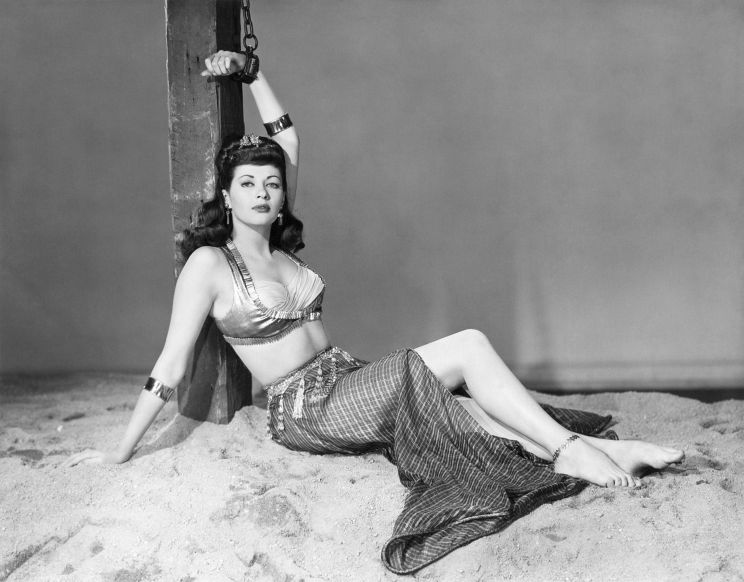 Yvonne De Carlo