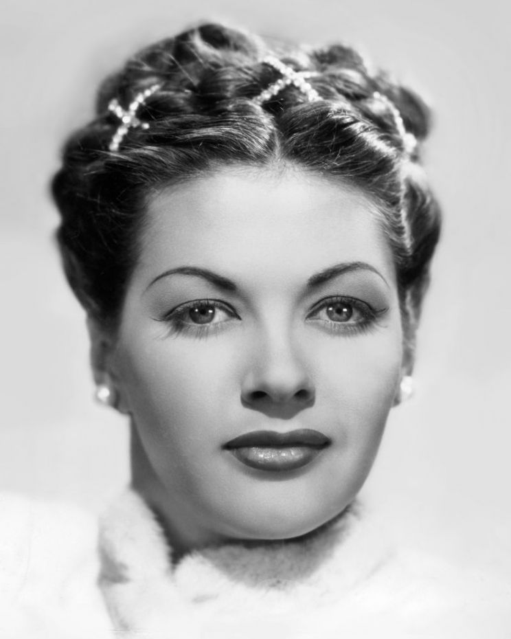 Yvonne De Carlo