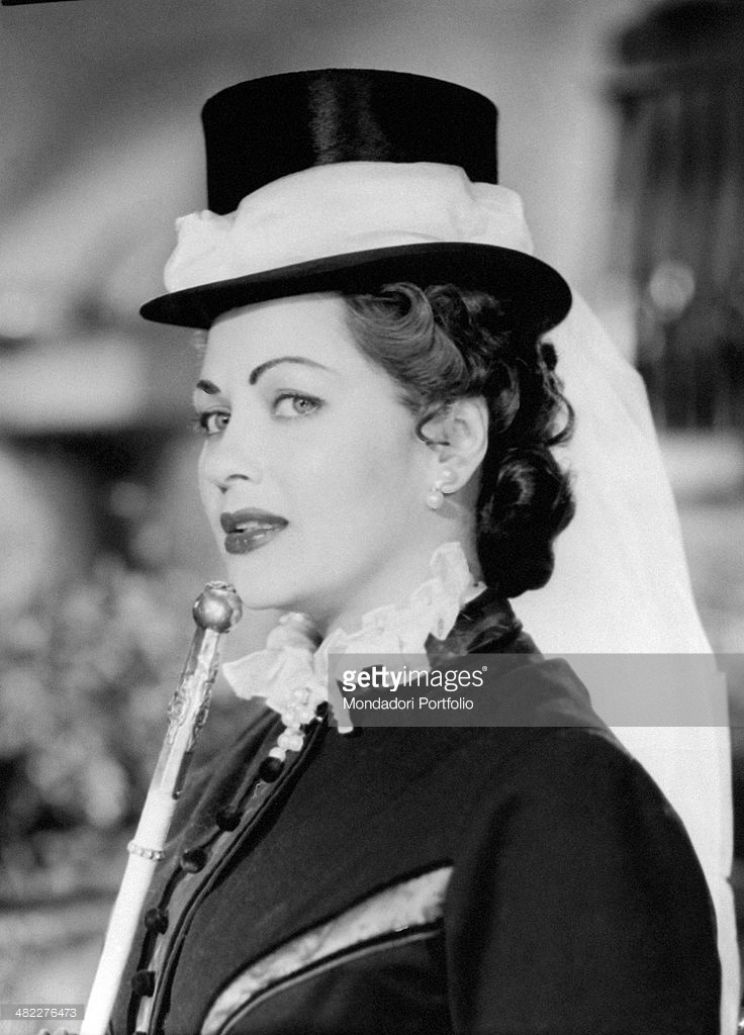 Yvonne De Carlo