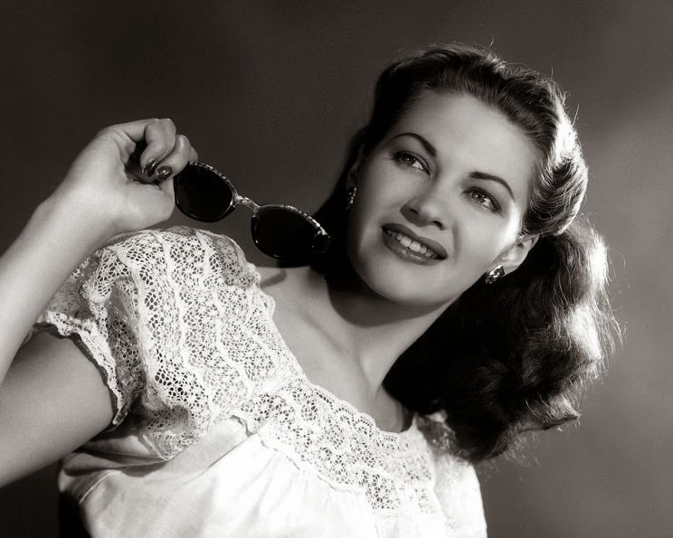 Yvonne De Carlo