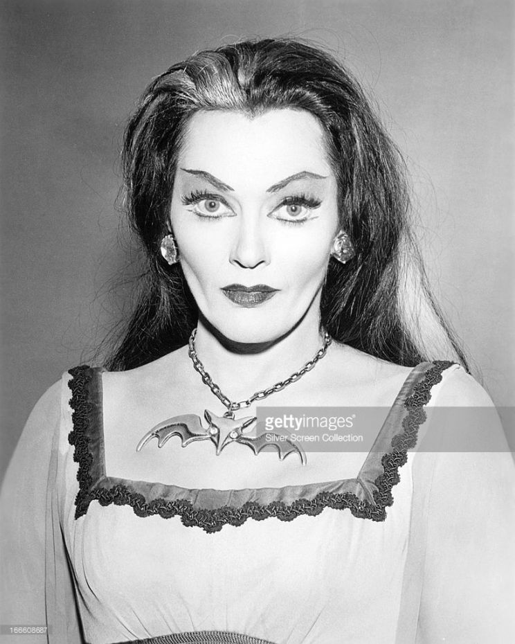 Yvonne De Carlo