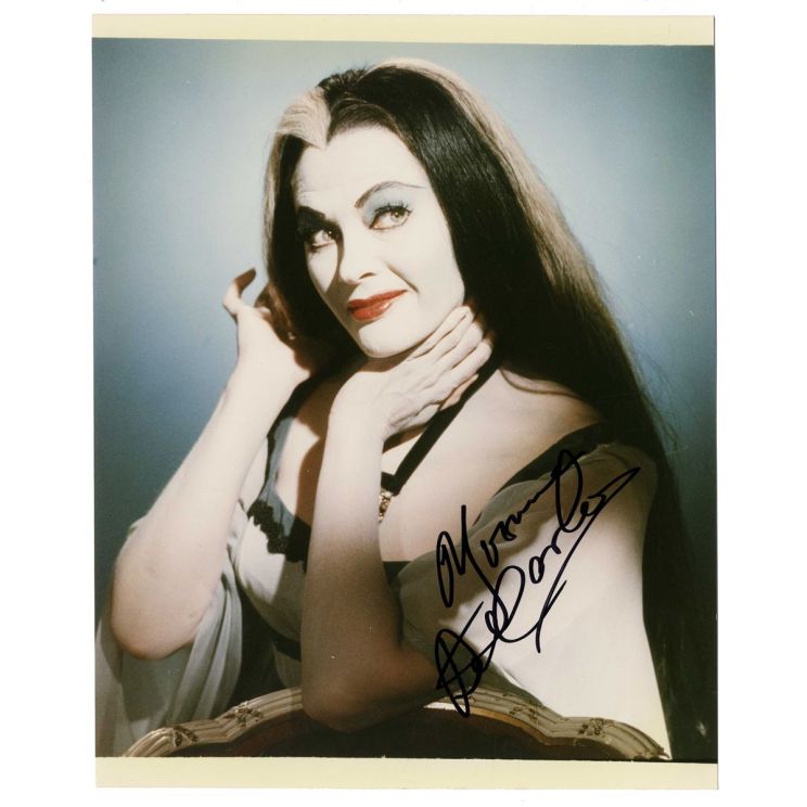 Yvonne De Carlo