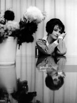 Yvonne Furneaux photo