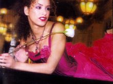 Yvonne Maria Schäfer photo