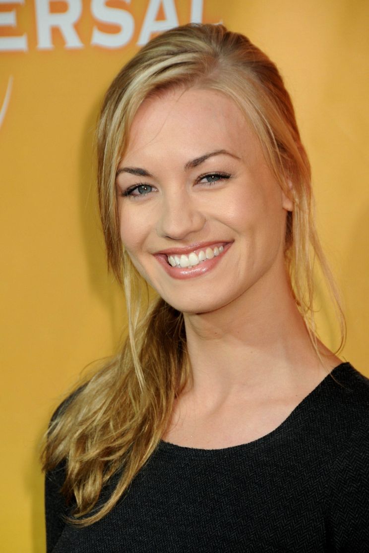 Yvonne Strahovski