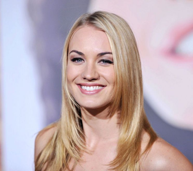 Yvonne Strahovski