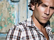 Zach McGowan