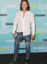 Zach McGowan #49662 picture (Portrait Medium)