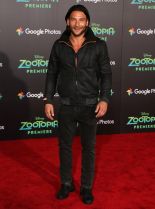 Zach McGowan