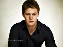 Zach Roerig