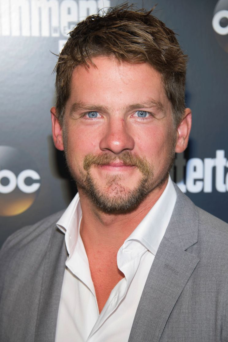 Zachary Knighton