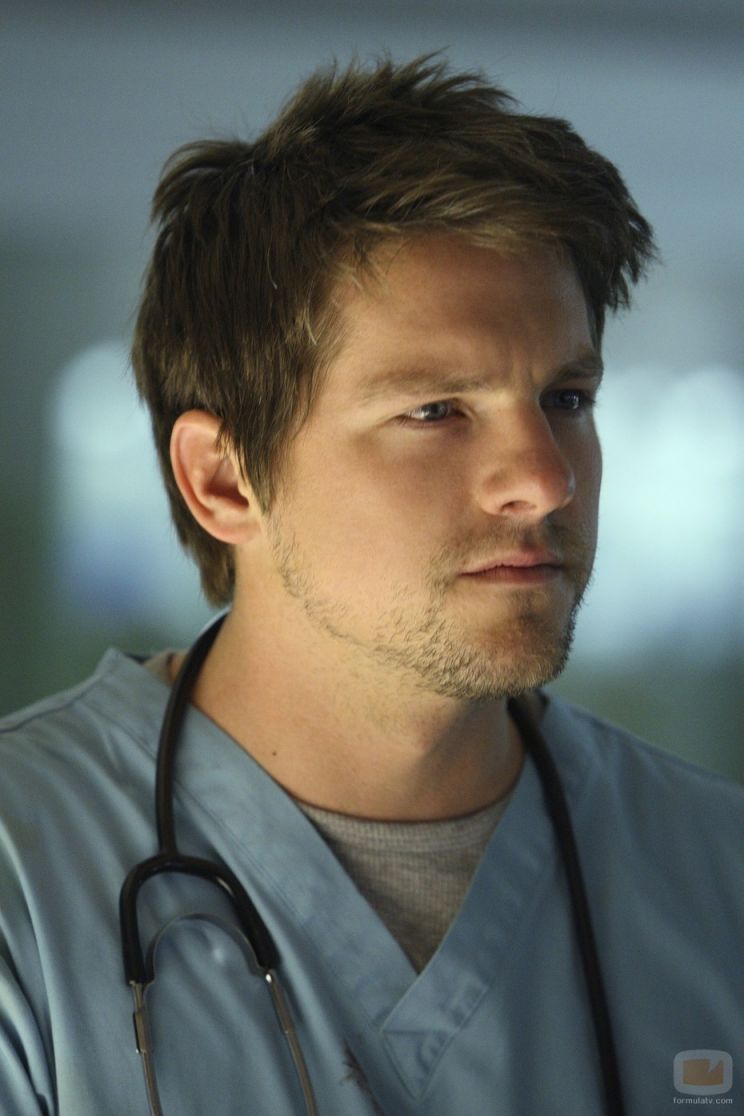 Zachary Knighton