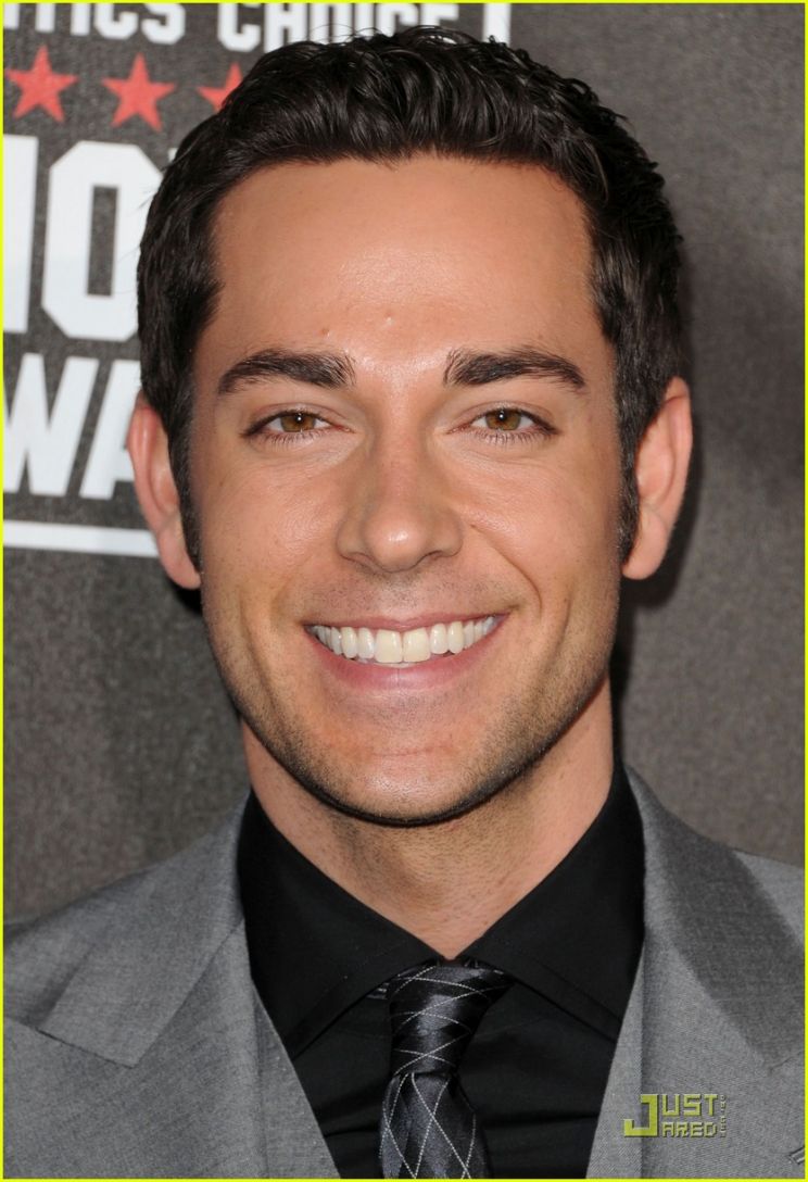 Zachary Levi