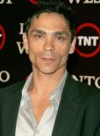 Zahn McClarnon