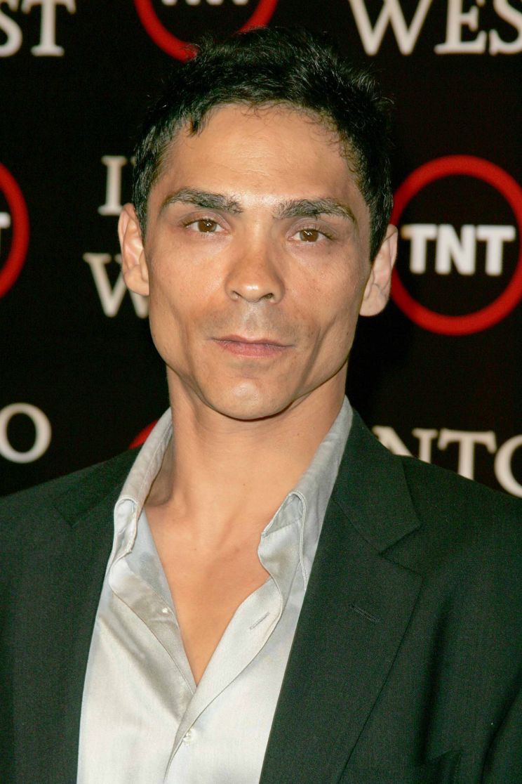 Zahn McClarnon