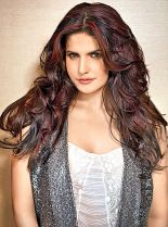 Zarine Khan photo
