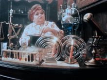 Zelda Rubinstein #484108 picture (Landscape Medium)
