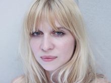 Zelda Tinska