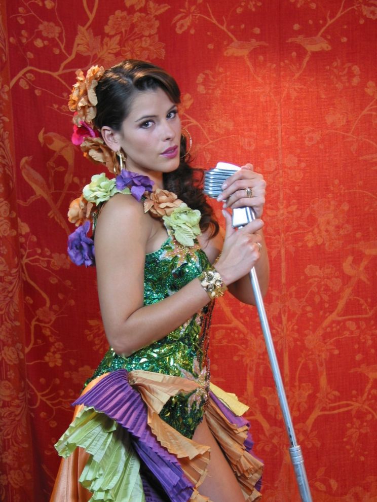 Zharick León