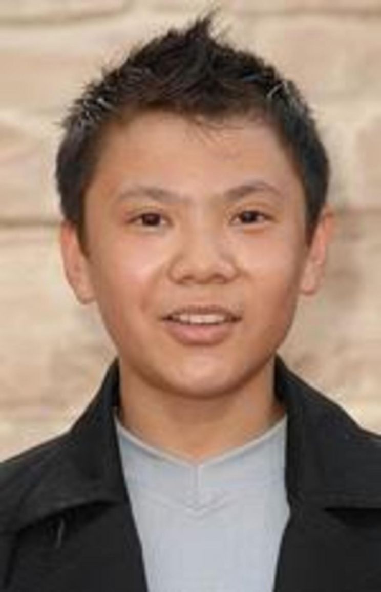 Zhenwei Wang