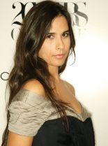 Zineb Oukach photo