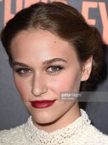Zoe Graham