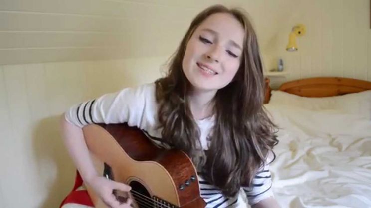 Zoe Graham