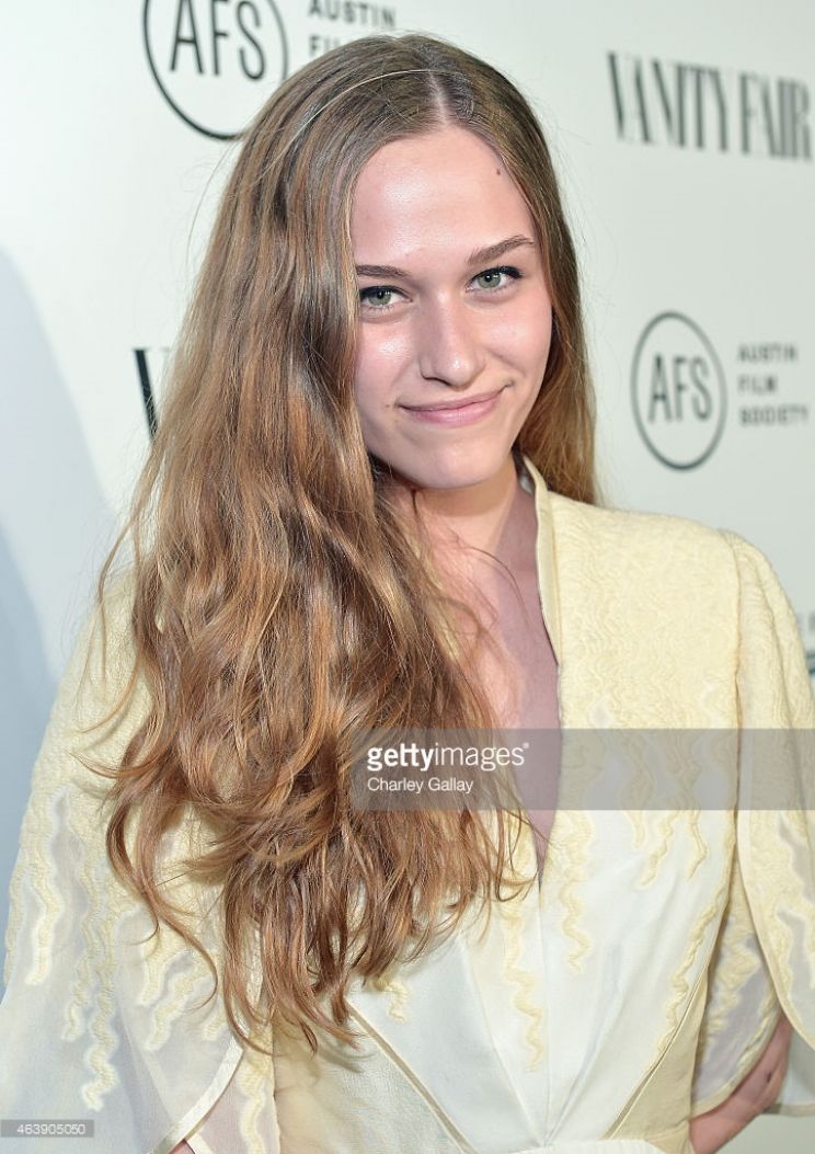 Zoe Graham