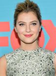 Zoe Levin