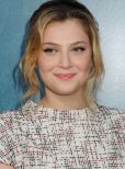 Zoe Levin