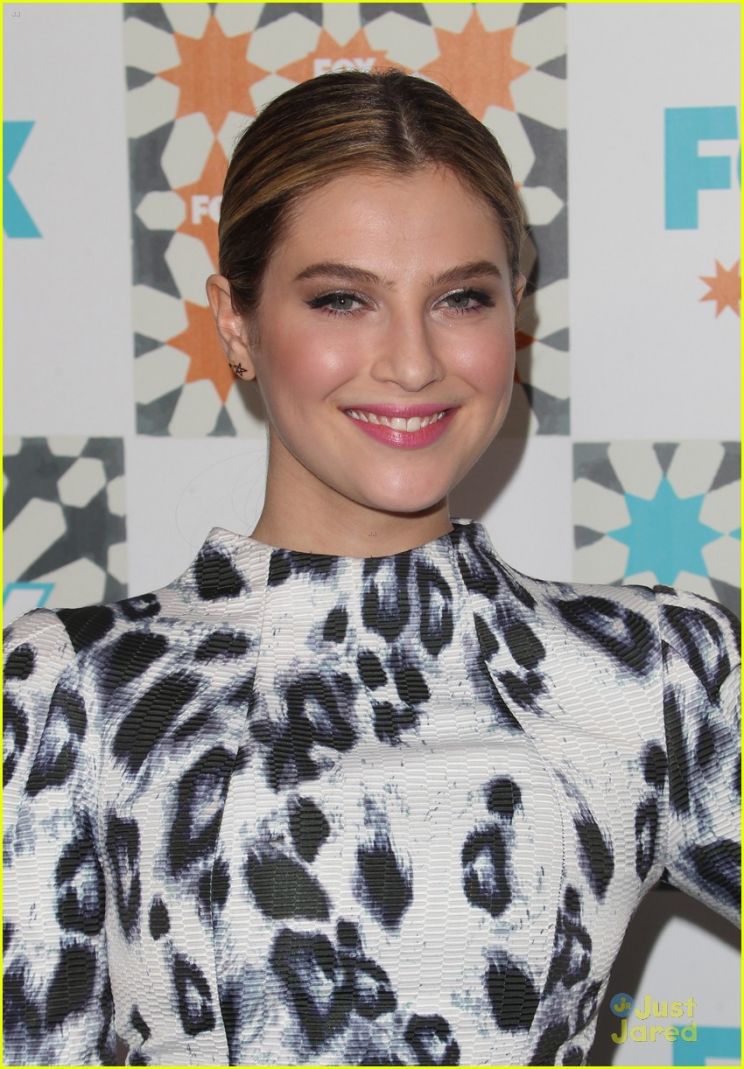 Zoe Levin