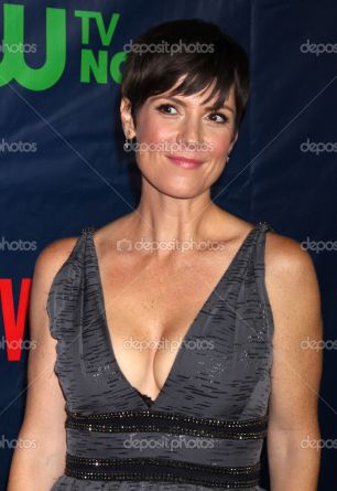 Zoe McLellan