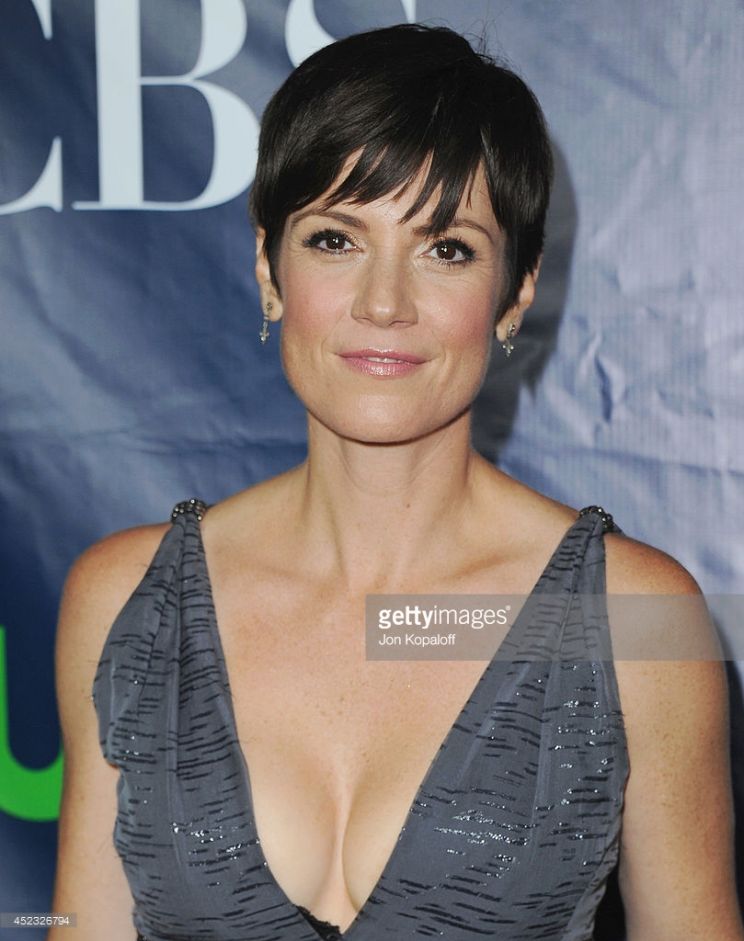 Zoe McLellan