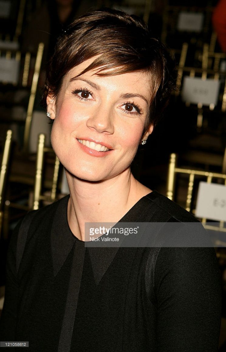 Zoe McLellan