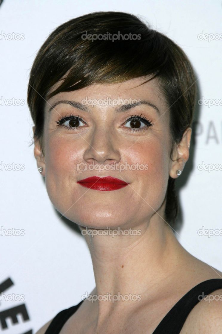 Zoe McLellan