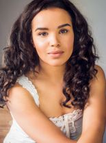 Zoe Robins