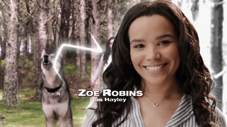 Zoe Robins