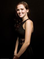 Zoey Deutch #20333 picture (Portrait Medium)