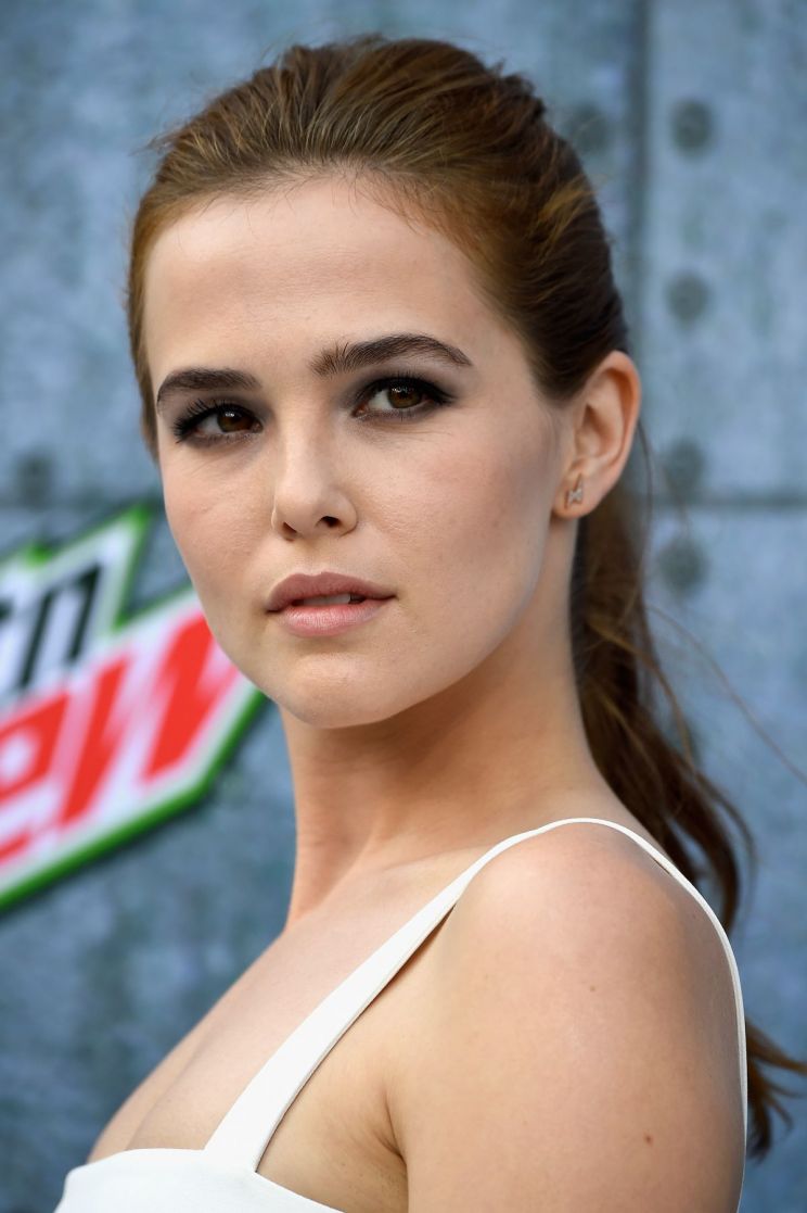 Zoey Deutch