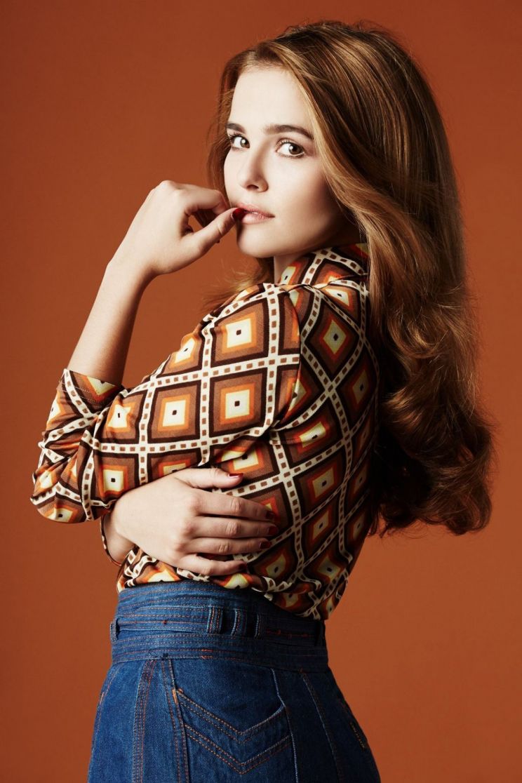 Zoey Deutch