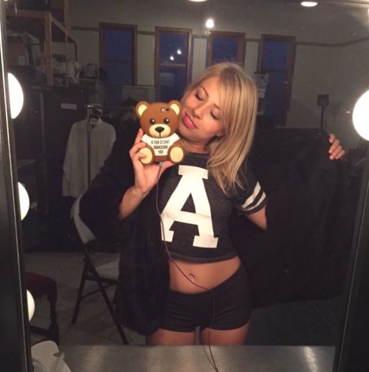 Zoey Monroe