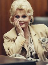 Zsa Zsa Gabor photo